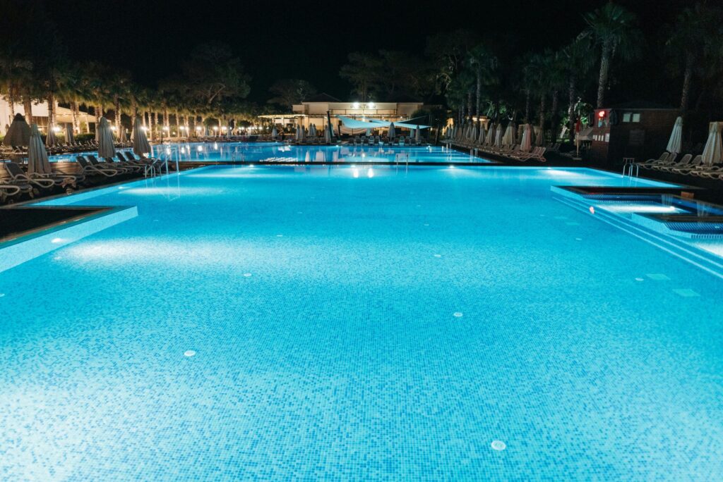 Parámetros básicos del agua de las piscinas